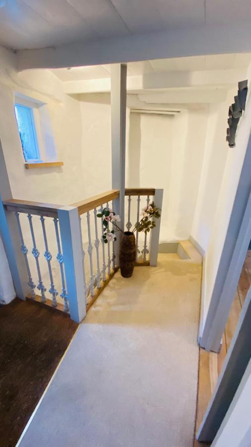 Spindrift Is A Beautiful Newly Refurbished Three Bedroom Private Family House Located On The Old Harbour And The Coastal Path In The Heart Of Beautiful Polperro Exterior photo